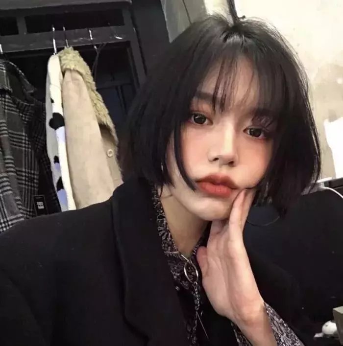 好莱坞诈骗女王